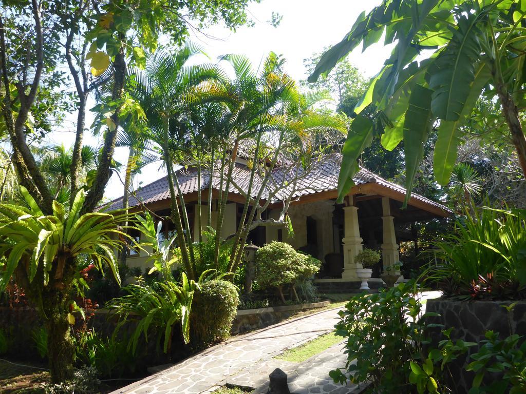 กูนุง ปาราดิส รีทรีต Villa มุนดุก ภายนอก รูปภาพ