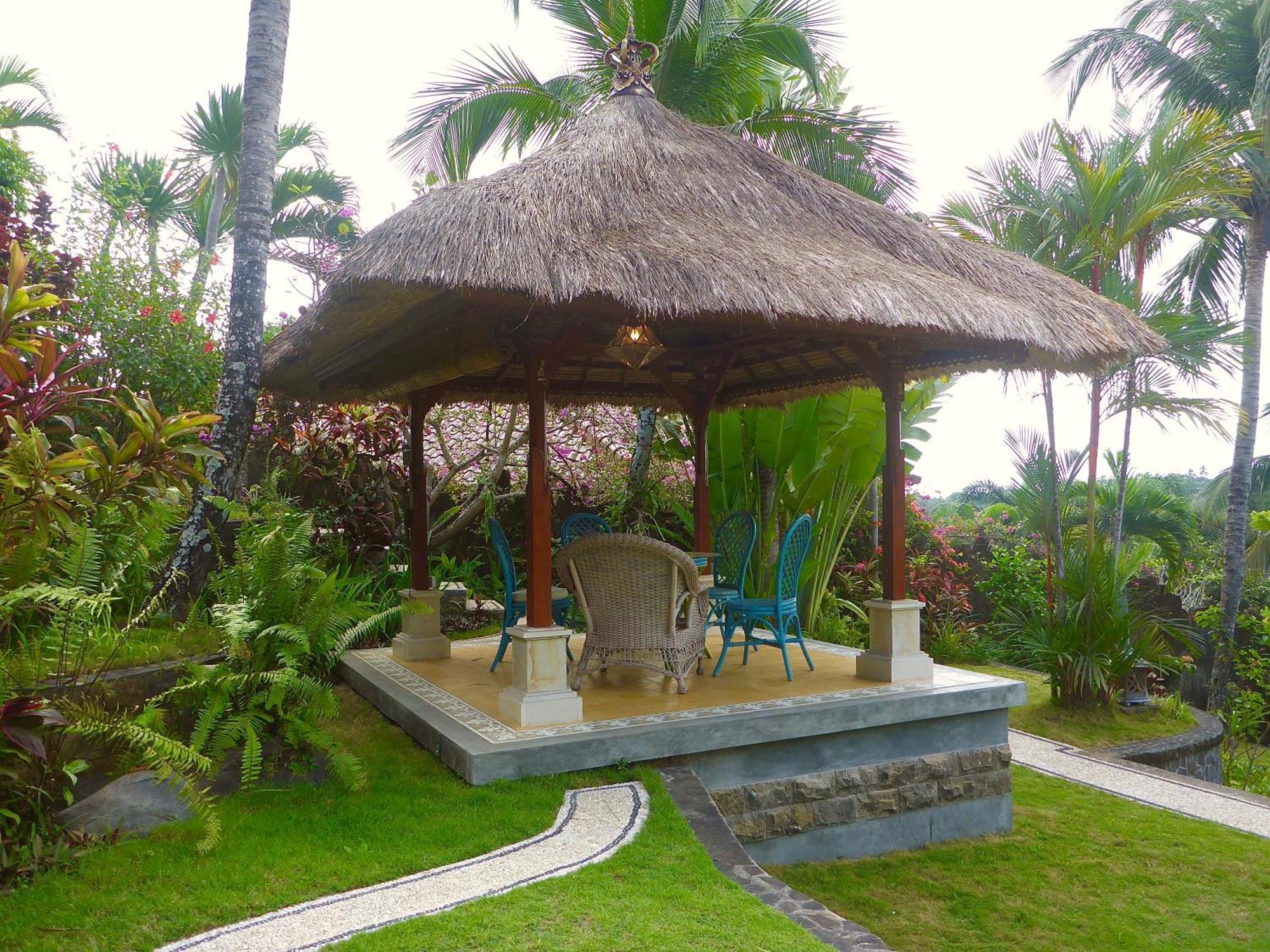 กูนุง ปาราดิส รีทรีต Villa มุนดุก ภายนอก รูปภาพ