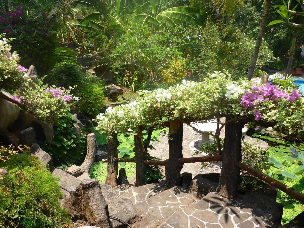 กูนุง ปาราดิส รีทรีต Villa มุนดุก ภายนอก รูปภาพ