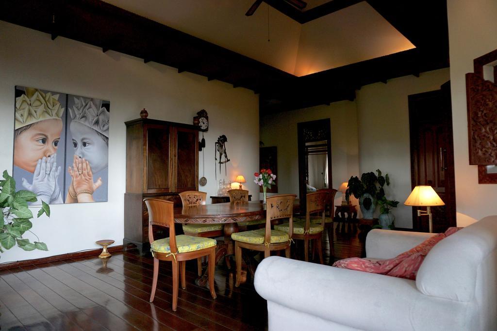 กูนุง ปาราดิส รีทรีต Villa มุนดุก ภายนอก รูปภาพ