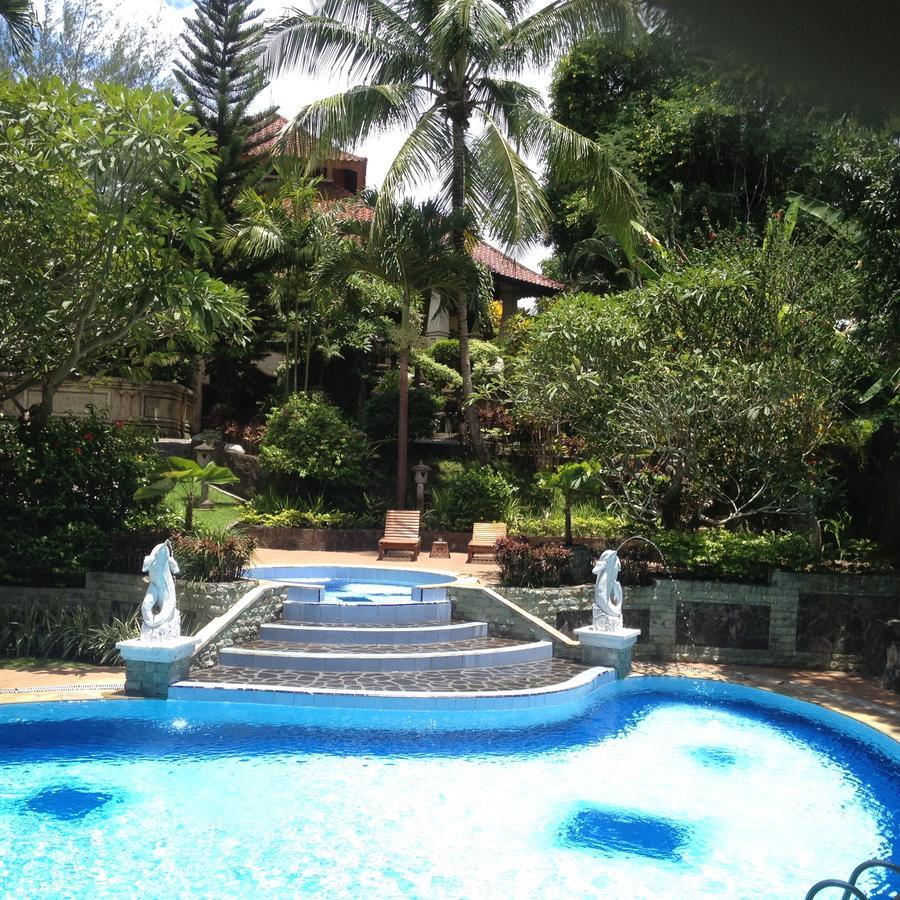 กูนุง ปาราดิส รีทรีต Villa มุนดุก ภายนอก รูปภาพ